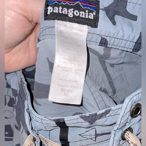 Men’s Size 38 Patagonia Wavefarer Board Shorts - Picture 2 of 3